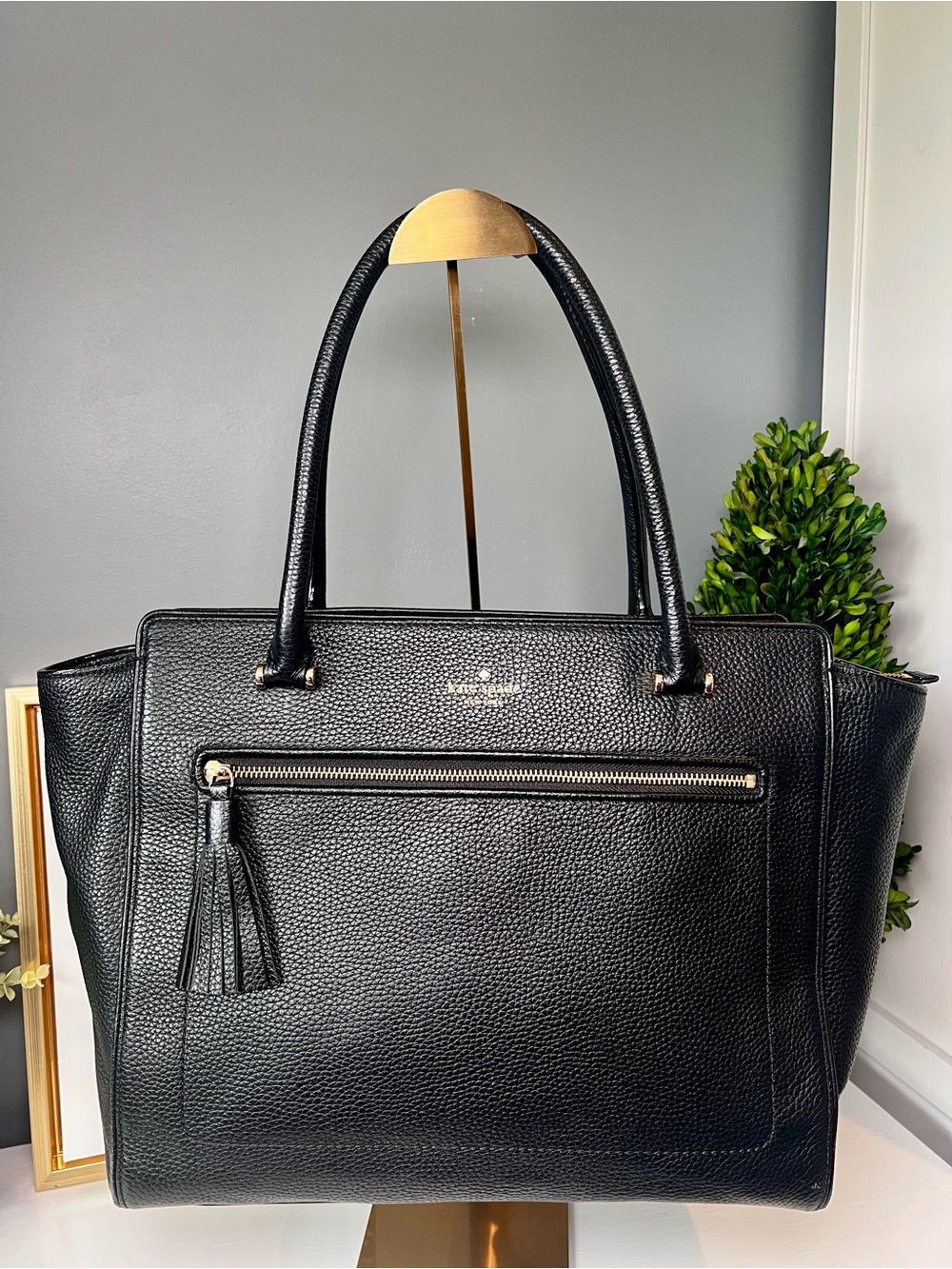 Kate Spade New York Allyn Chester Street Tote Bag in Black Pebbled Leather w COA